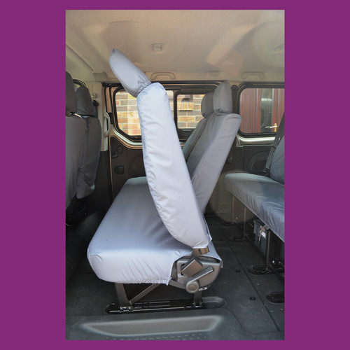 Rear row grey - rear,